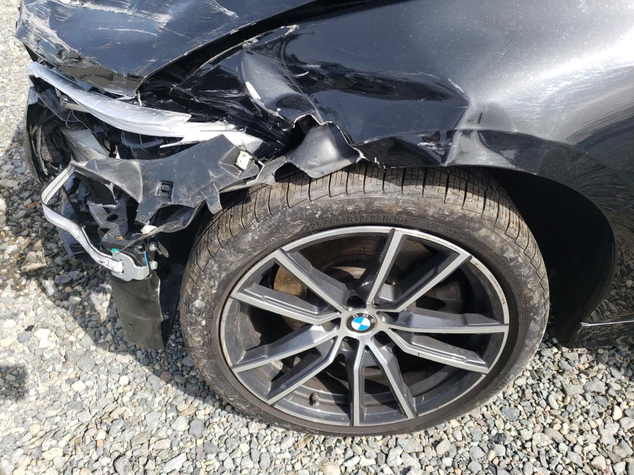 Photo 9 from auction – 2021 BMW 330XI with VIN 3MW5R7J00M8C12683