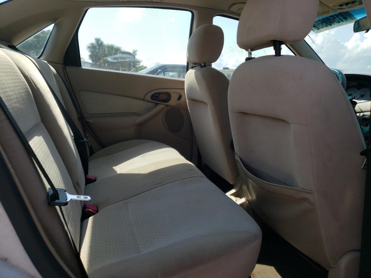 Photo 6 from auction – 2003 FORD FOCUS ZTS with VIN 1FAFP38383W332510