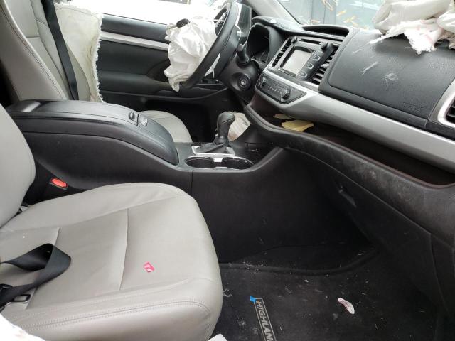 Photo 5 from auction – 2016 TOYOTA HIGHLANDER with VIN 5TDZARFH7GS020730