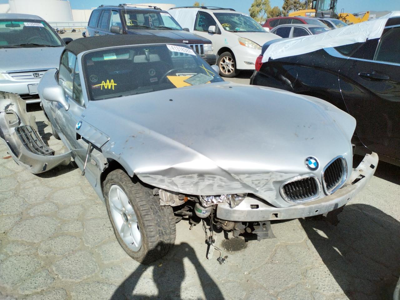 BMW Z3 2.5 2001 with VIN WBACN33471LM02643 - Photo from auction
