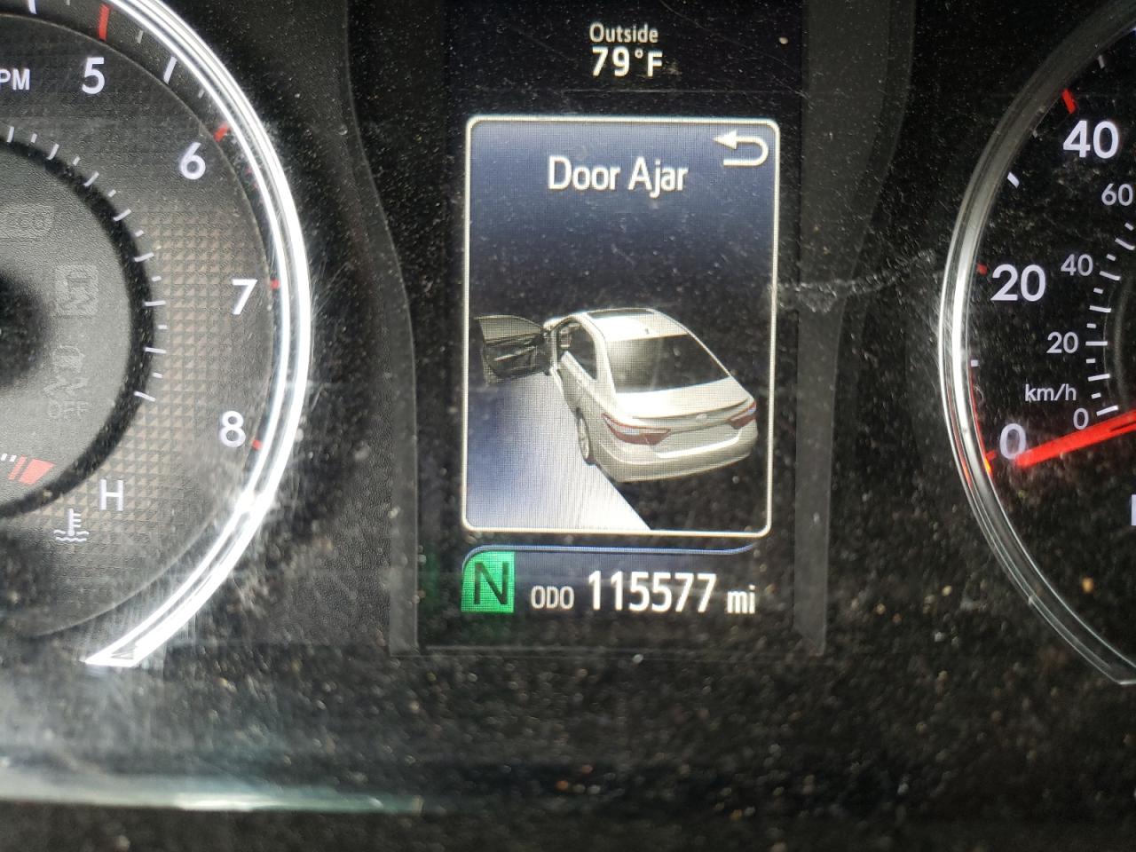 Photo 8 from auction – 2016 TOYOTA CAMRY LE with VIN 4T1BF1FK5GU569365