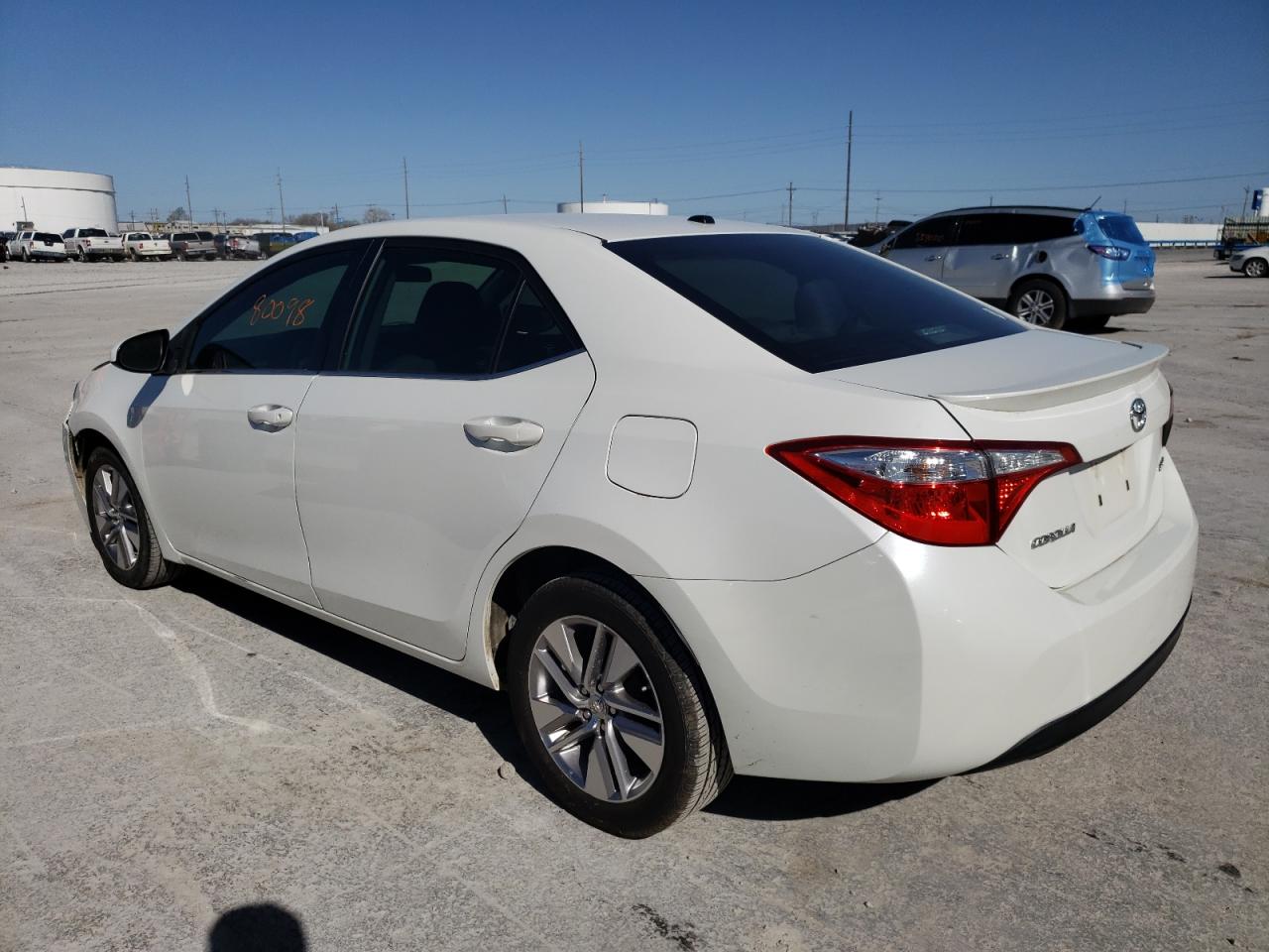 Photo 3 from auction – 2015 TOYOTA COROLLA EC with VIN 5YFBPRHE9FP329139