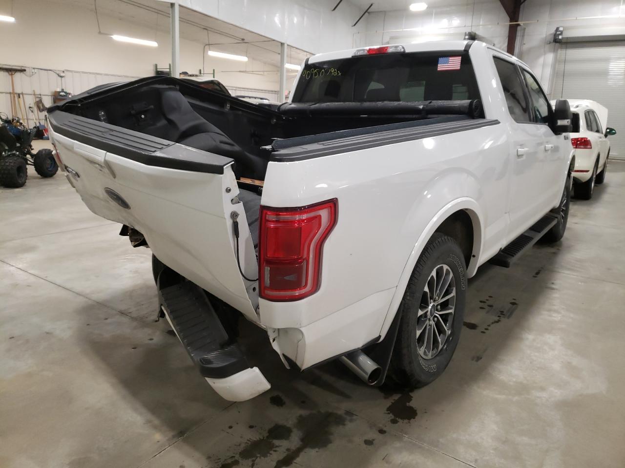 Photo 4 from auction – 2017 FORD F150 SUPER with VIN 1FTFW1EG3HFB33865