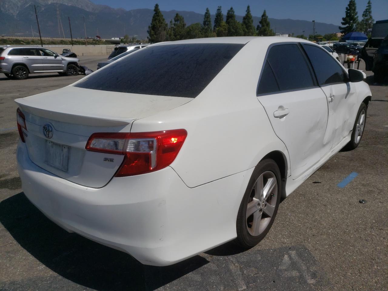 Photo 4 from auction – 2012 TOYOTA CAMRY BASE with VIN 4T1BF1FKXCU127207