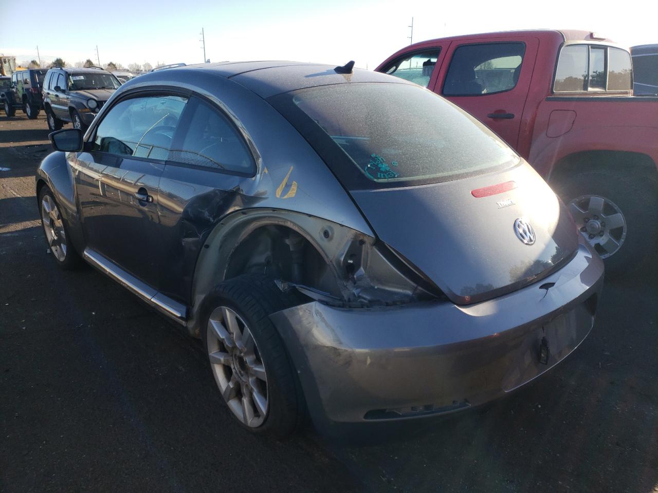 Photo 3 from auction – 2012 VOLKSWAGEN BEETLE with VIN 3VWJP7AT7CM630114