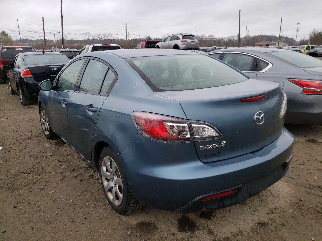 Фото 3 с аукциона – 2011 MAZDA 3 I с VIN JM1BL1UG4B1477265