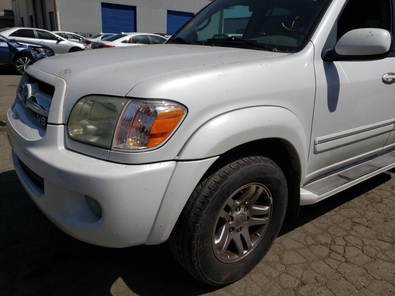 Photo 9 from auction – 2006 TOYOTA SEQUOIA with VIN 5TDZT38AX6S279976
