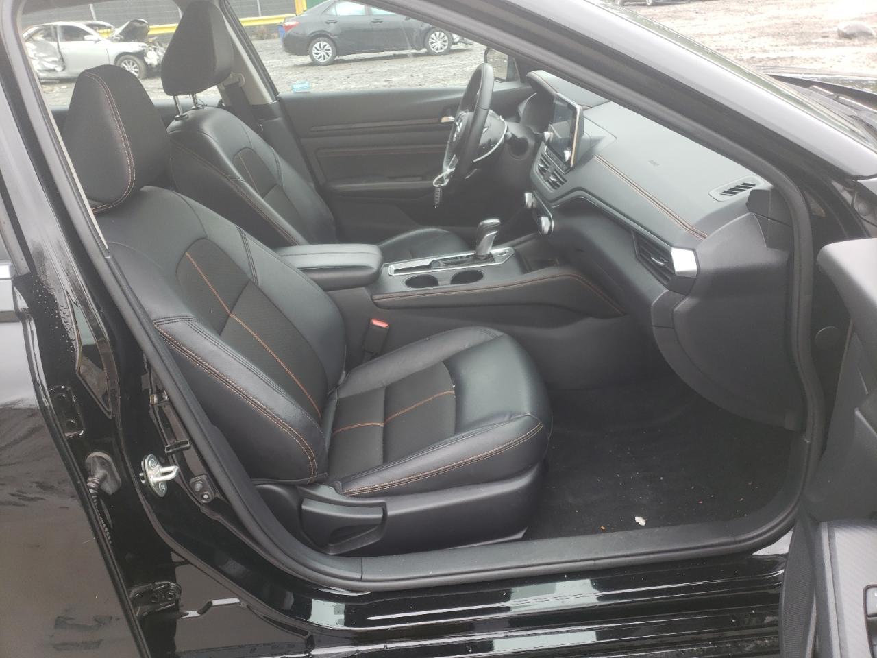 Photo 5 from auction – 2019 NISSAN ALTIMA SR with VIN 1N4BL4CV3KN319631