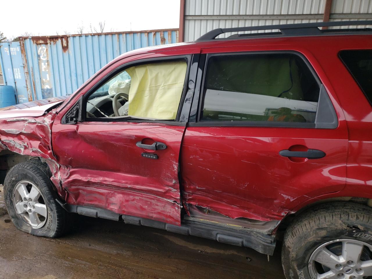 Photo 9 from auction – 2009 FORD ESCAPE with VIN 1FMCU93G99KA63111