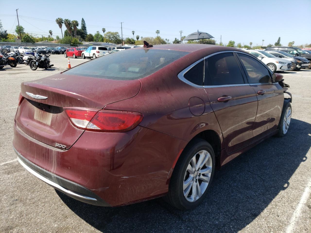 Photo 4 from auction – 2016 CHRYSLER 200 LIMITE with VIN 1C3CCCAB5GN184262