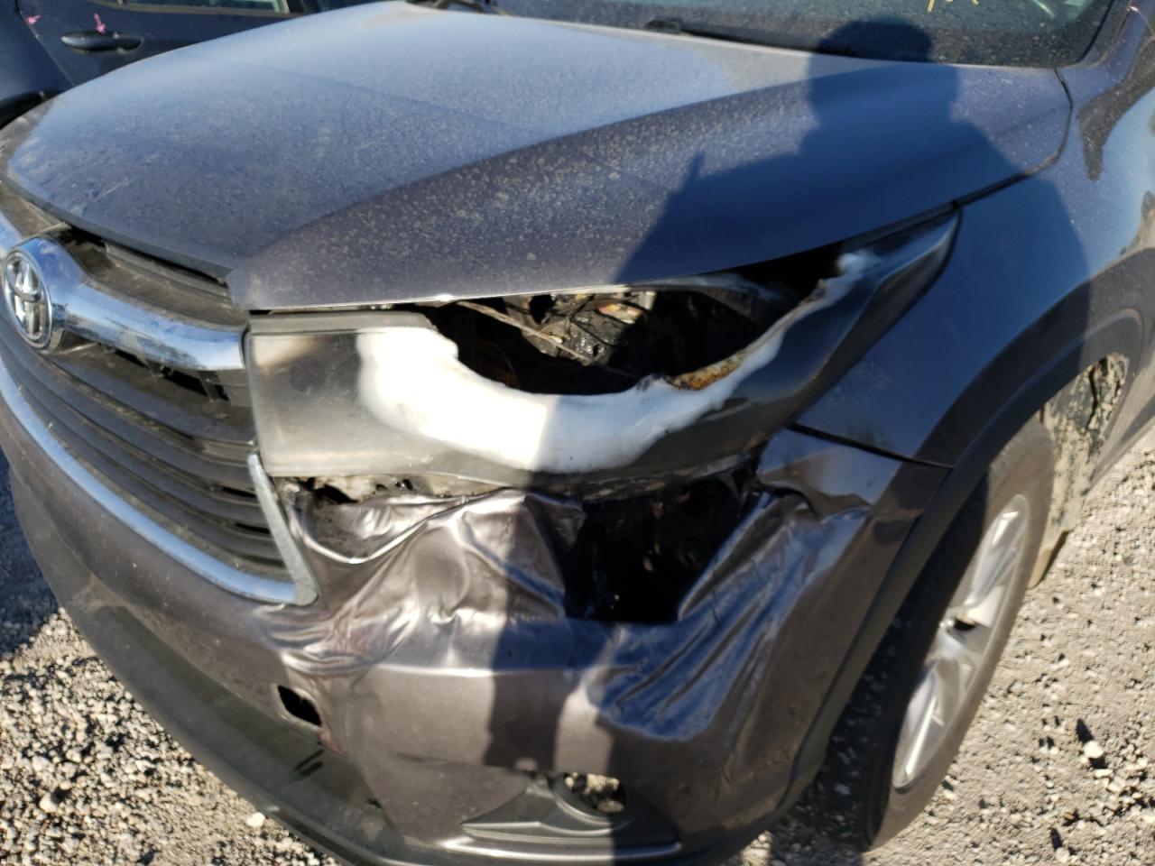 Photo 9 from auction – 2014 TOYOTA HIGHLANDER with VIN 5TDJKRFH6ES058392