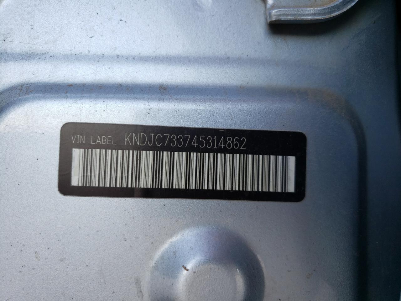 Zdjęcie 10 z aukcji – 2004 KIA SORENTO EX z VIN KNDJC733745314862