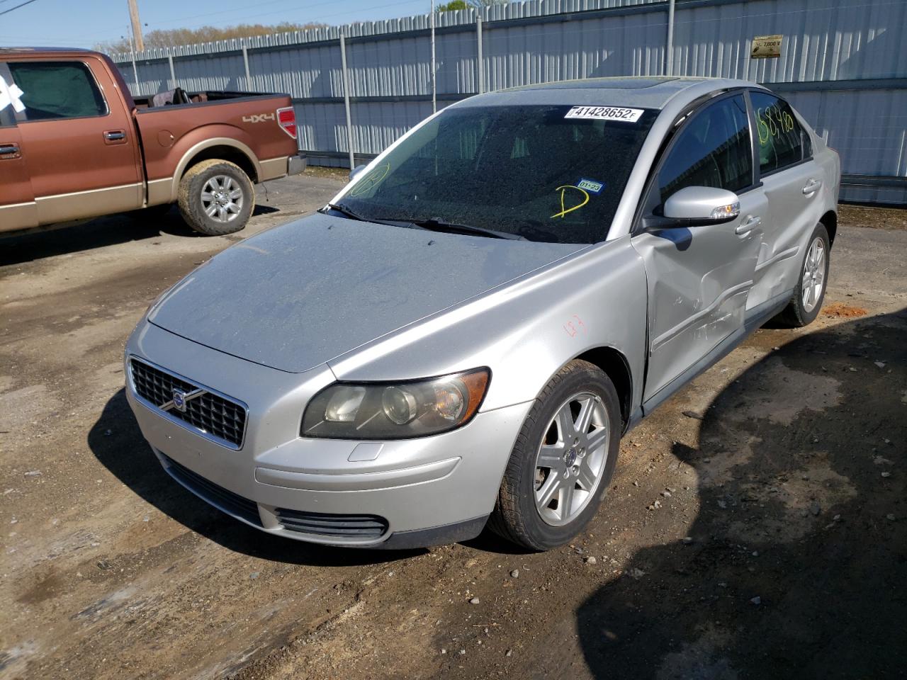 Photo 2 from auction – 2007 VOLVO S40 2.4I with VIN YV1MS390372304058