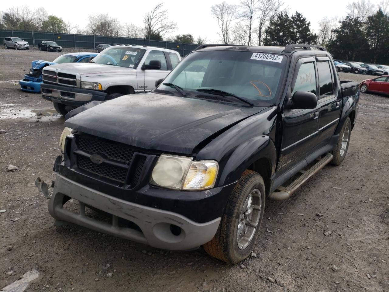 Photo 2 from auction – 2001 FORD EXPLORER S with VIN 1FMZU67EX1UA84530