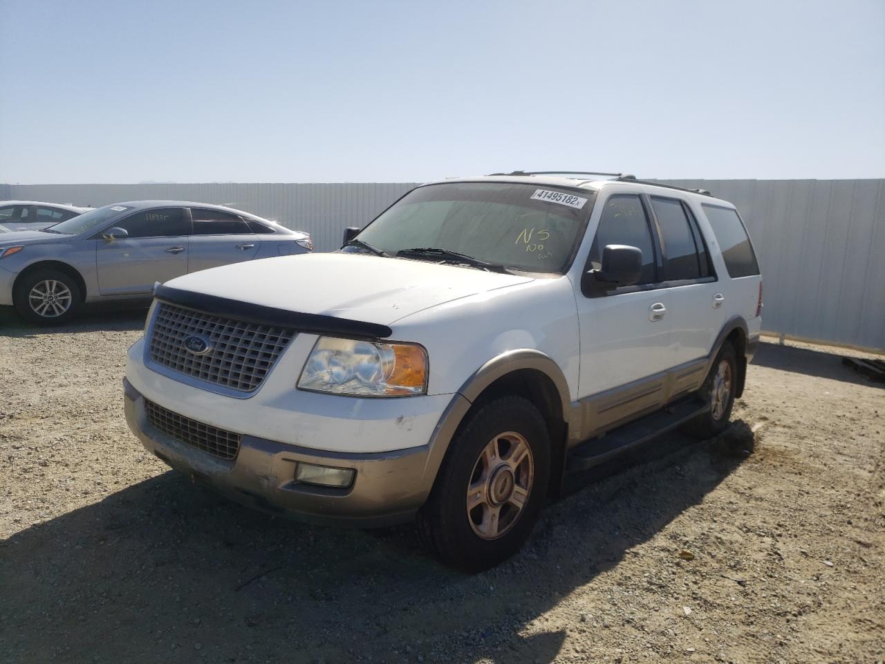 Photo 2 from auction – 2003 FORD EXPEDITION with VIN 1FMFU17L43LB71434