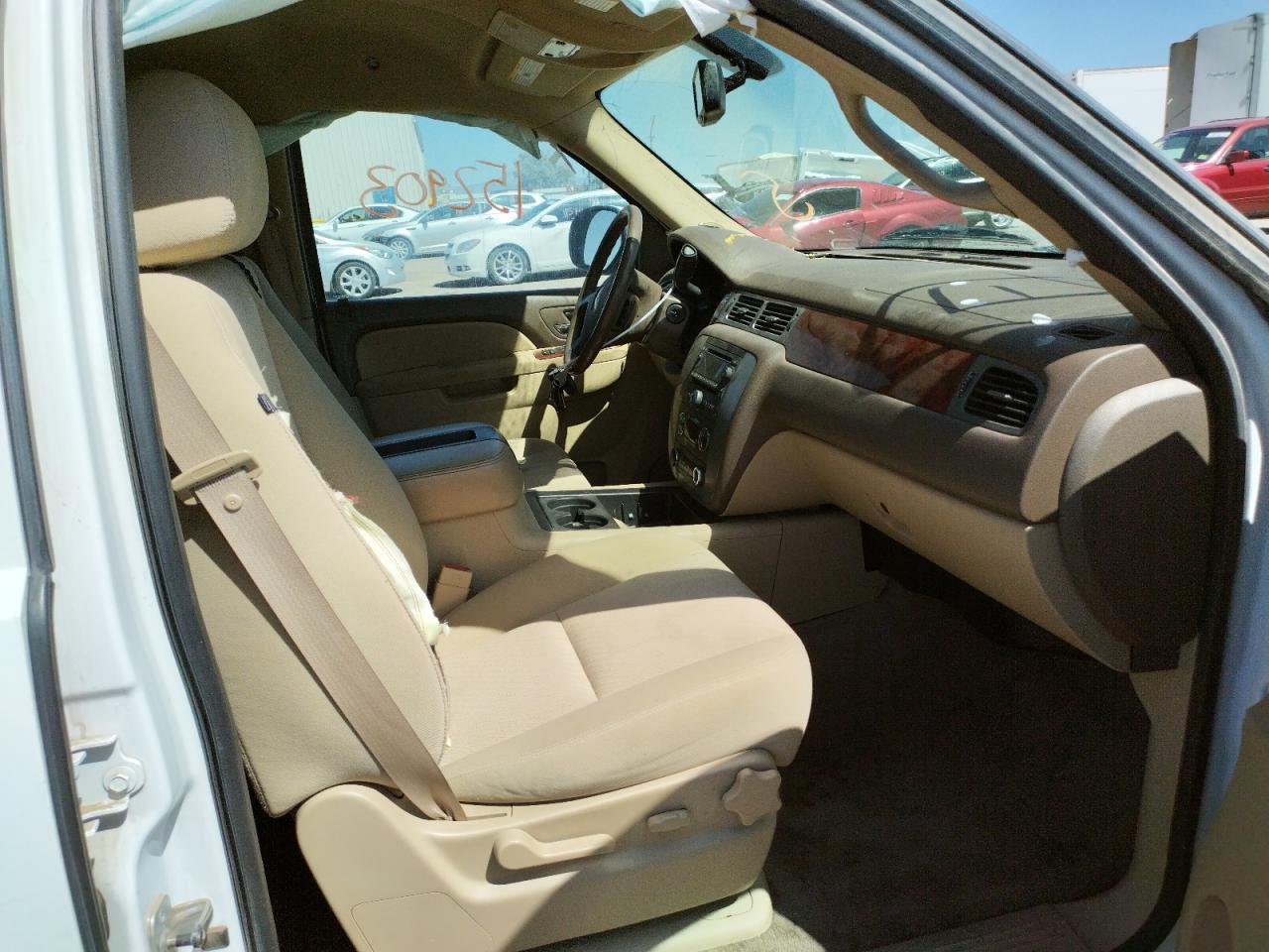Photo 5 from auction – 2010 GMC YUKON SLE with VIN 1GKUCAE02AR286538