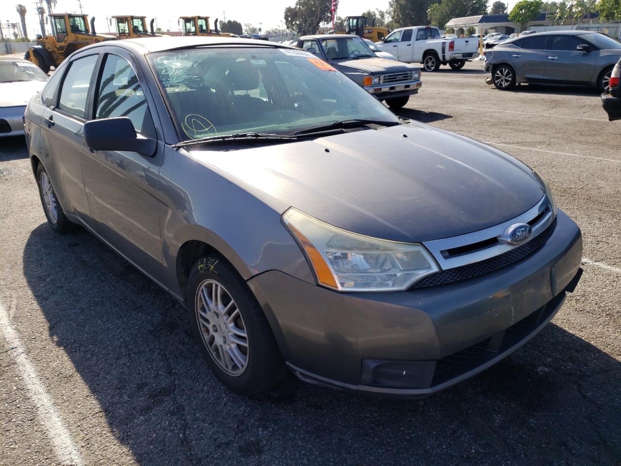 FORD FOCUS SE 2010 with VIN 1FAHP3FN1AW200294 - Photo from auction