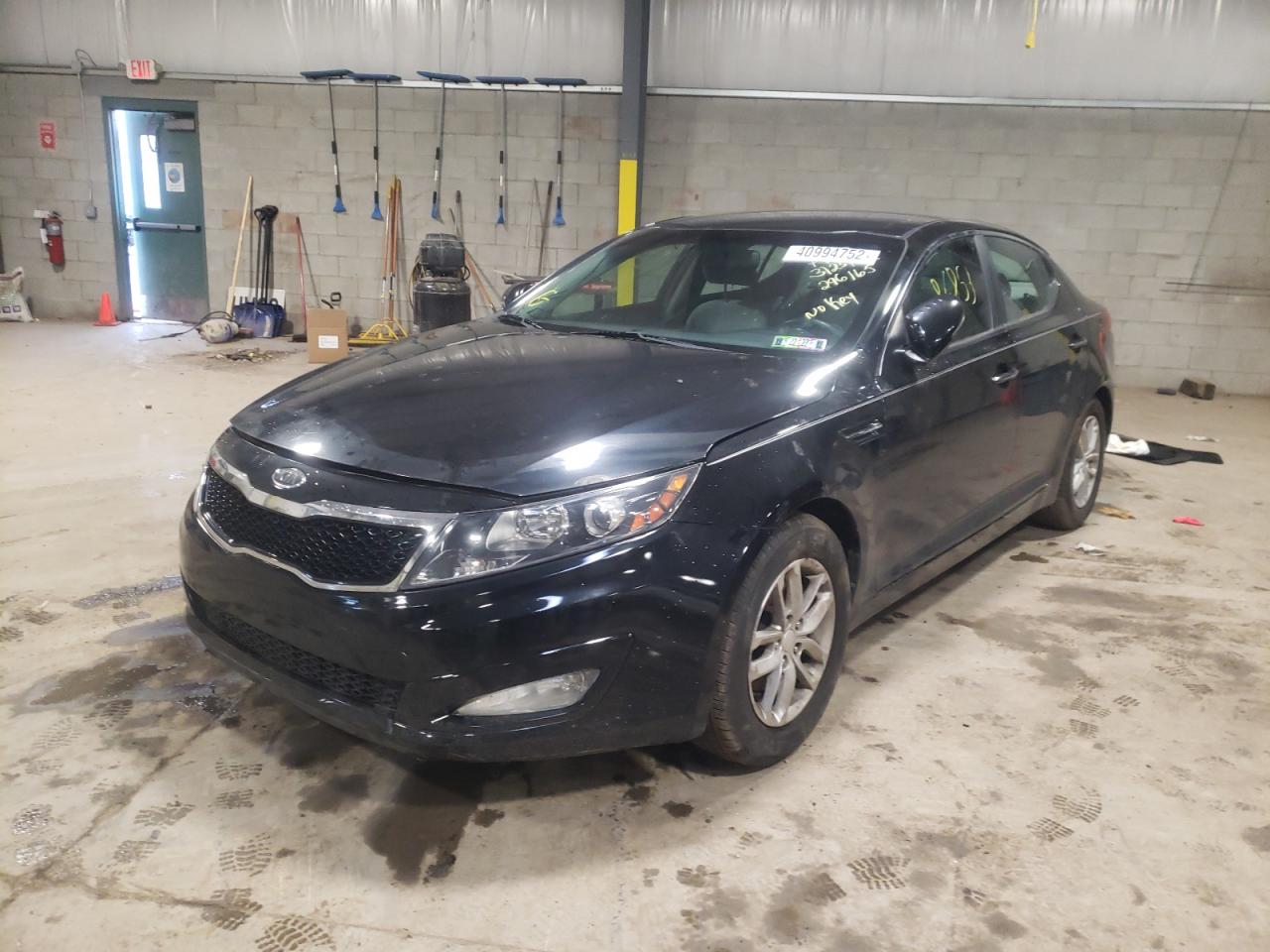 Photo 2 from auction – 2012 KIA OPTIMA LX with VIN KNAGM4A74C5296165