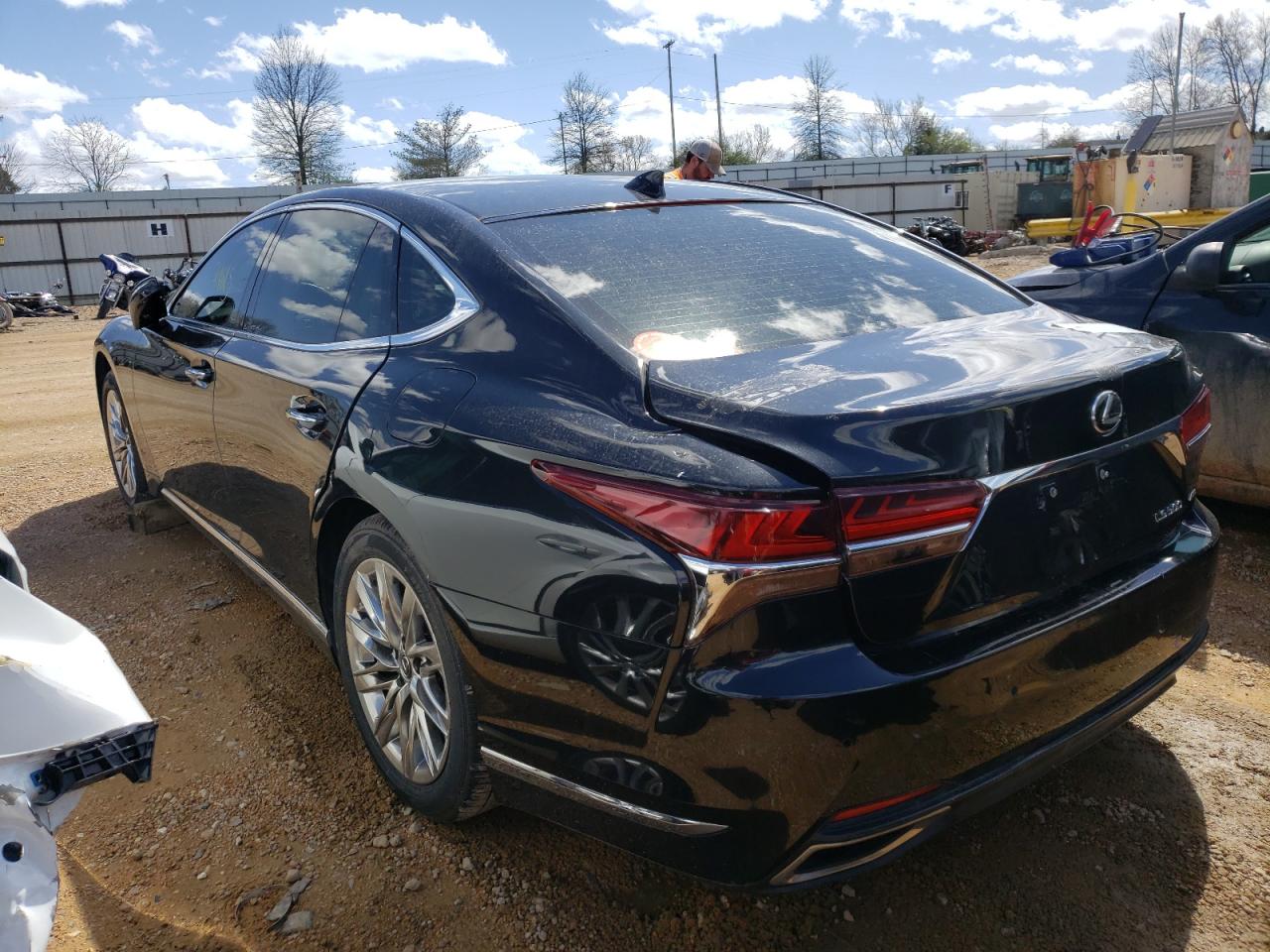 Photo 3 from auction – 2019 LEXUS LS 500 BAS with VIN JTHC51FF4K5006162