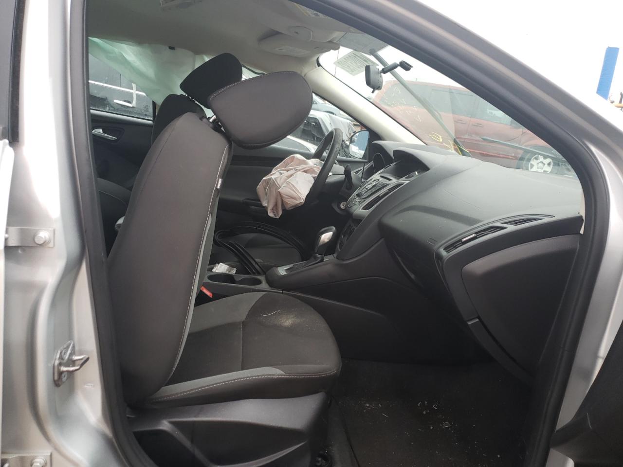 Photo 5 from auction – 2014 FORD FOCUS SE with VIN 1FADP3F20EL361330