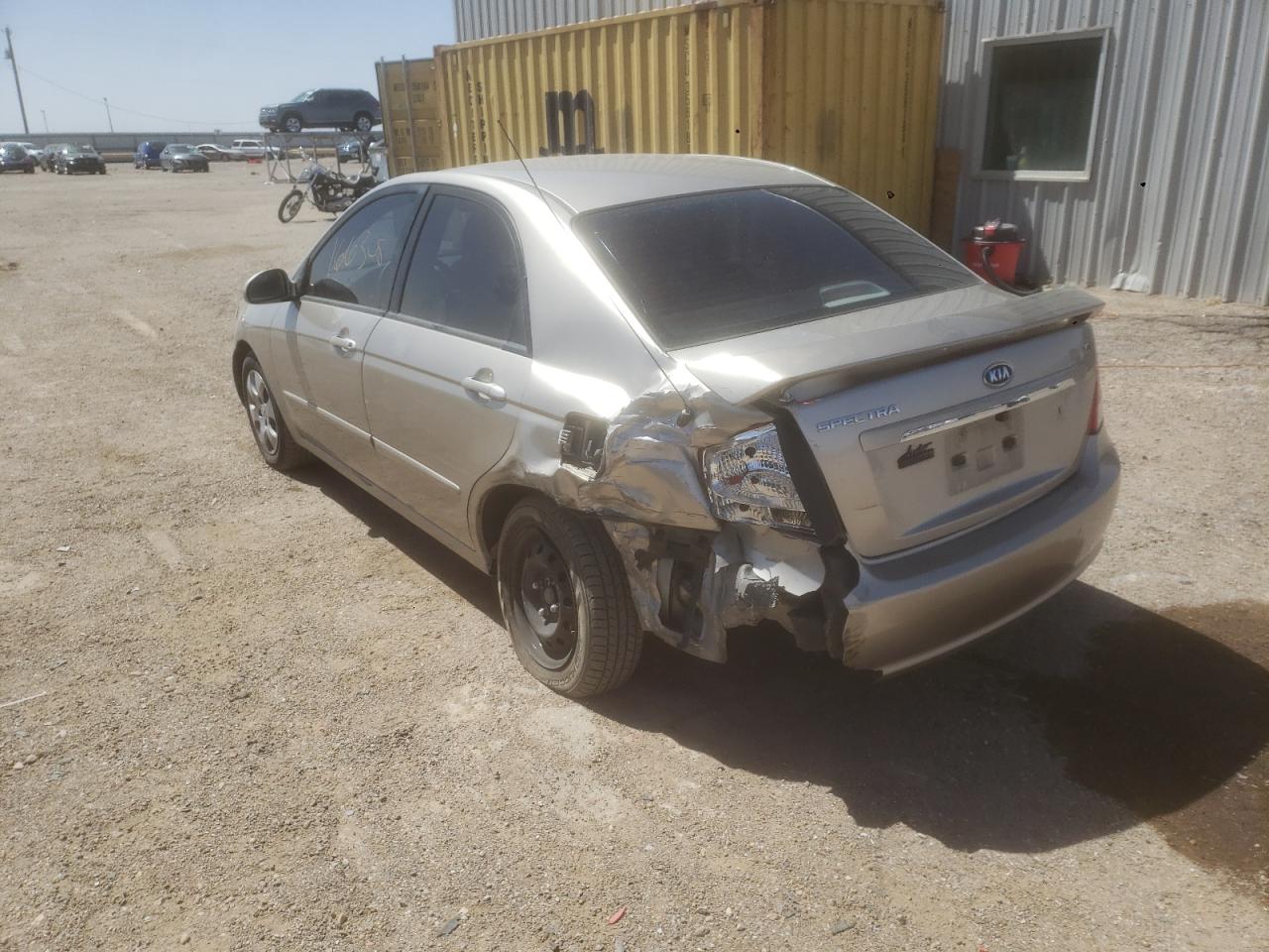 Photo 3 from auction – 2008 KIA SPECTRA EX with VIN KNAFE122885544693