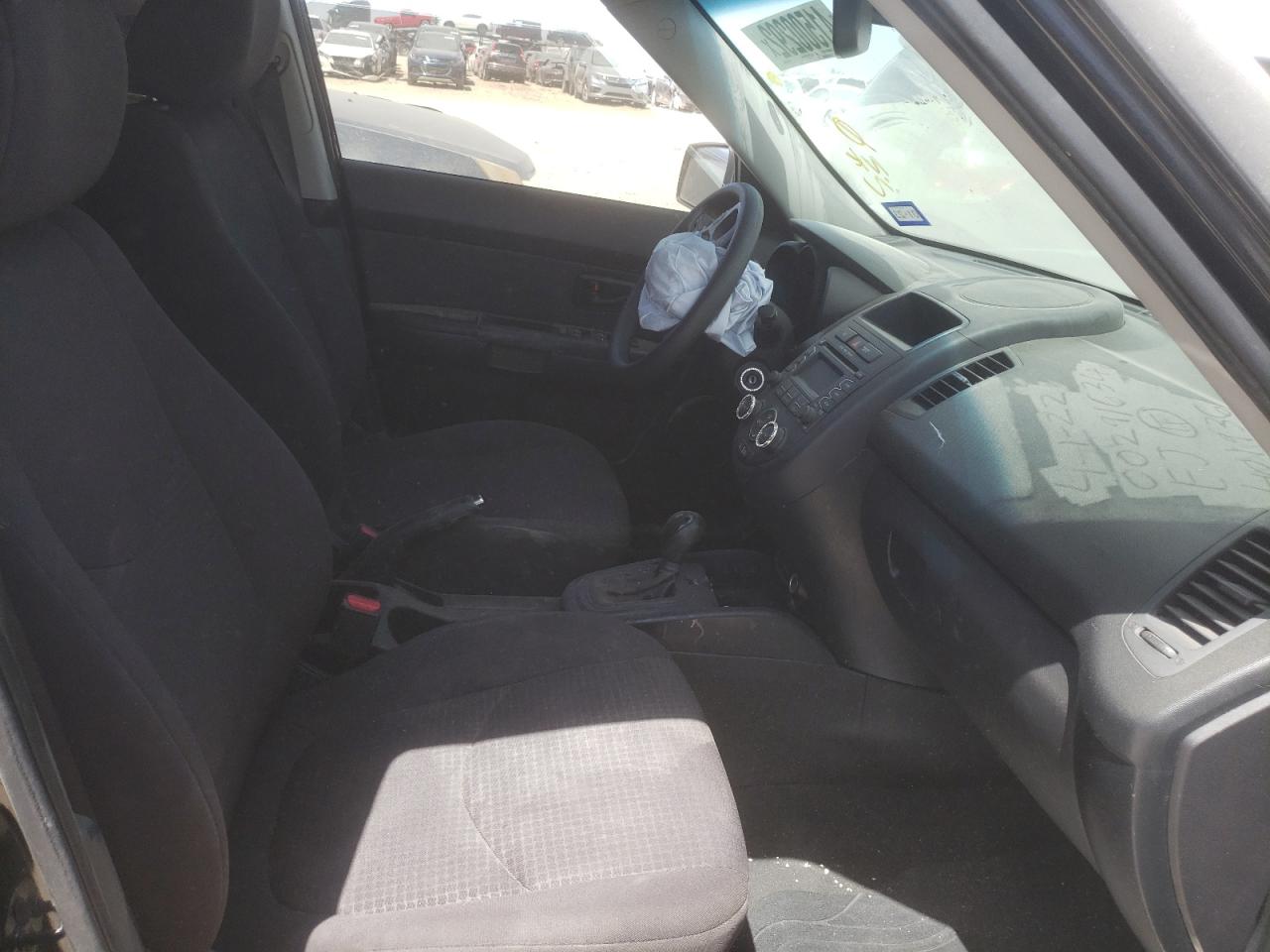 Photo 19 from auction – 2012 KIA SOUL with VIN KNDJT2A54C7401936