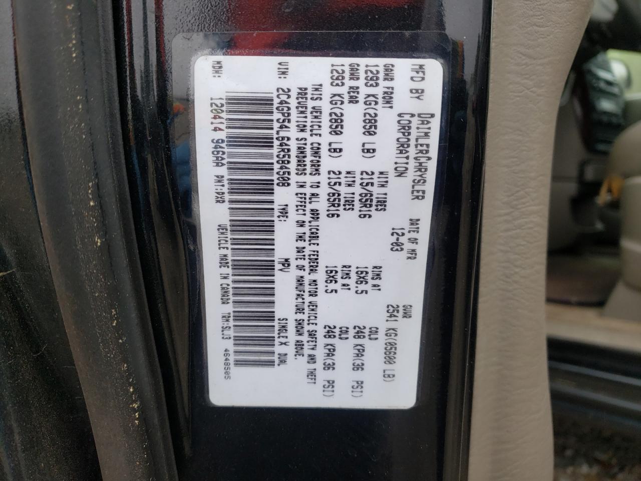 Photo 10 from auction – 2004 CHRYSLER TOWN & COU with VIN 2C4GP54L64R584508