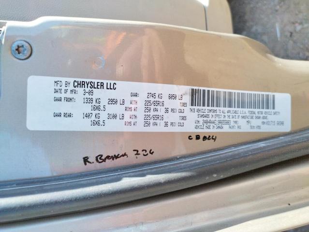 Photo 10 from auction – 2009 CHRYSLER TOWN & COU with VIN 2A8HR44E19R655883