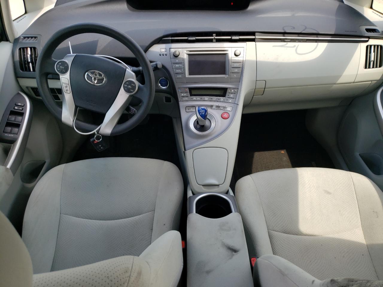 Photo 9 from auction – 2015 TOYOTA PRIUS with VIN JTDKN3DU9F1952054