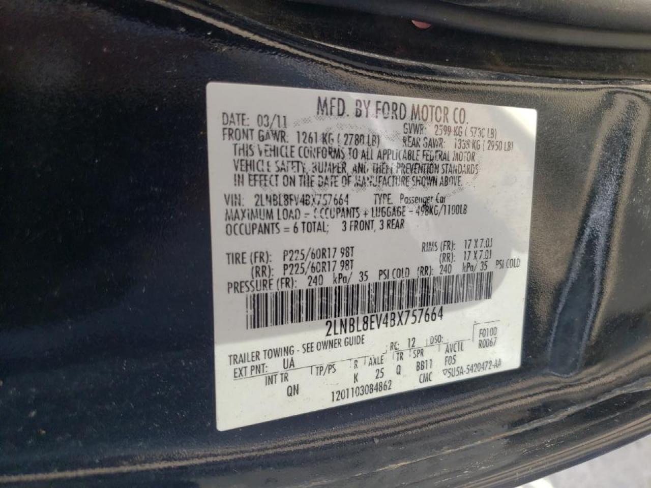 Photo 10 from auction – 2011 LINCOLN TOWN CAR with VIN 2LNBL8EV4BX757664