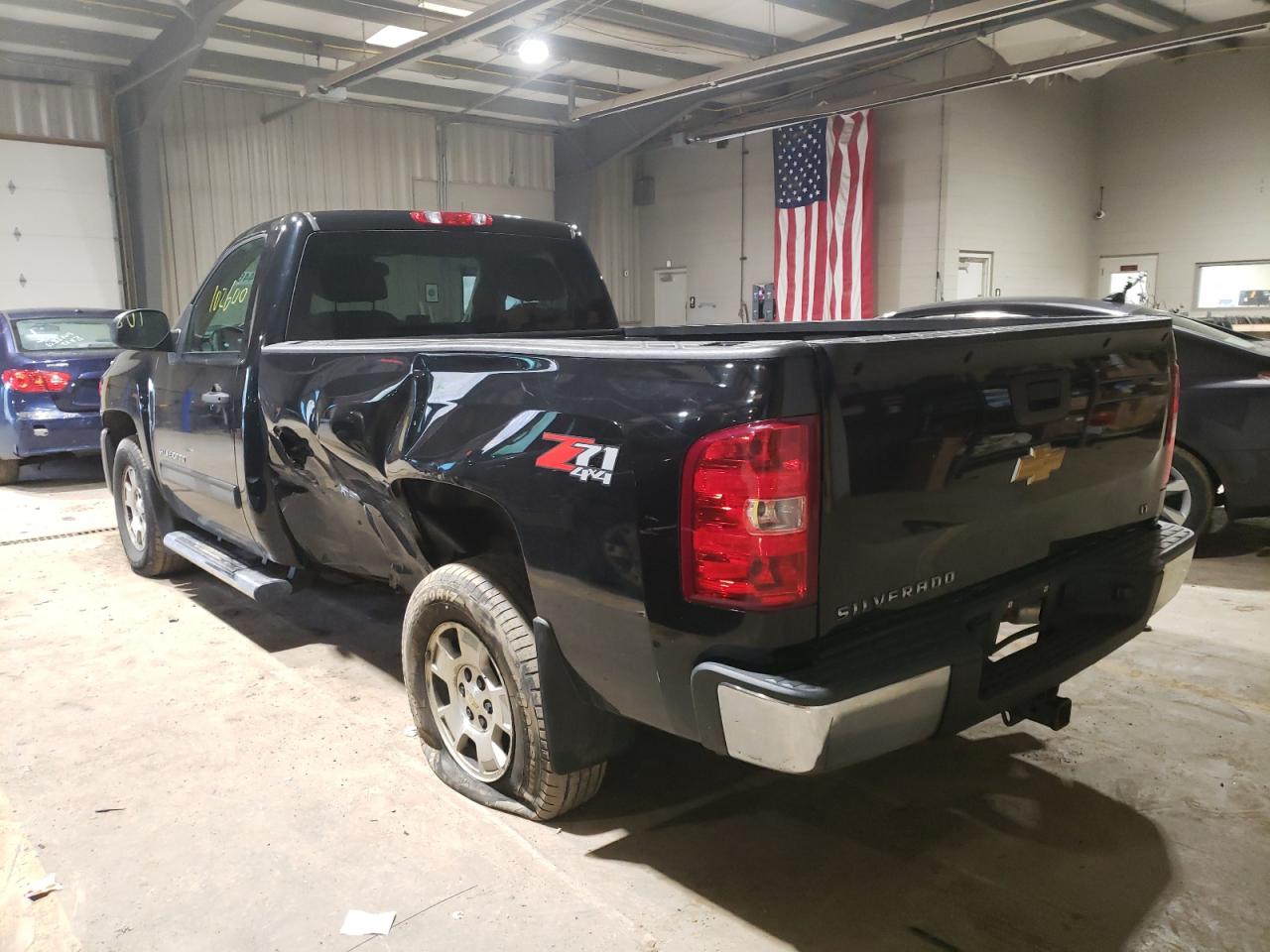 Photo 3 from auction – 2013 CHEVROLET SILVERADO with VIN 1GCNKSE07DZ165520