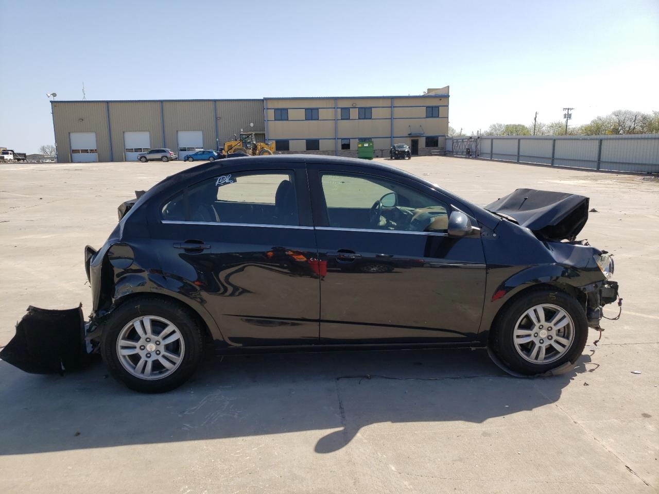 Photo 9 from auction – 2015 CHEVROLET SONIC LT with VIN 1G1JC5SH2F4152593