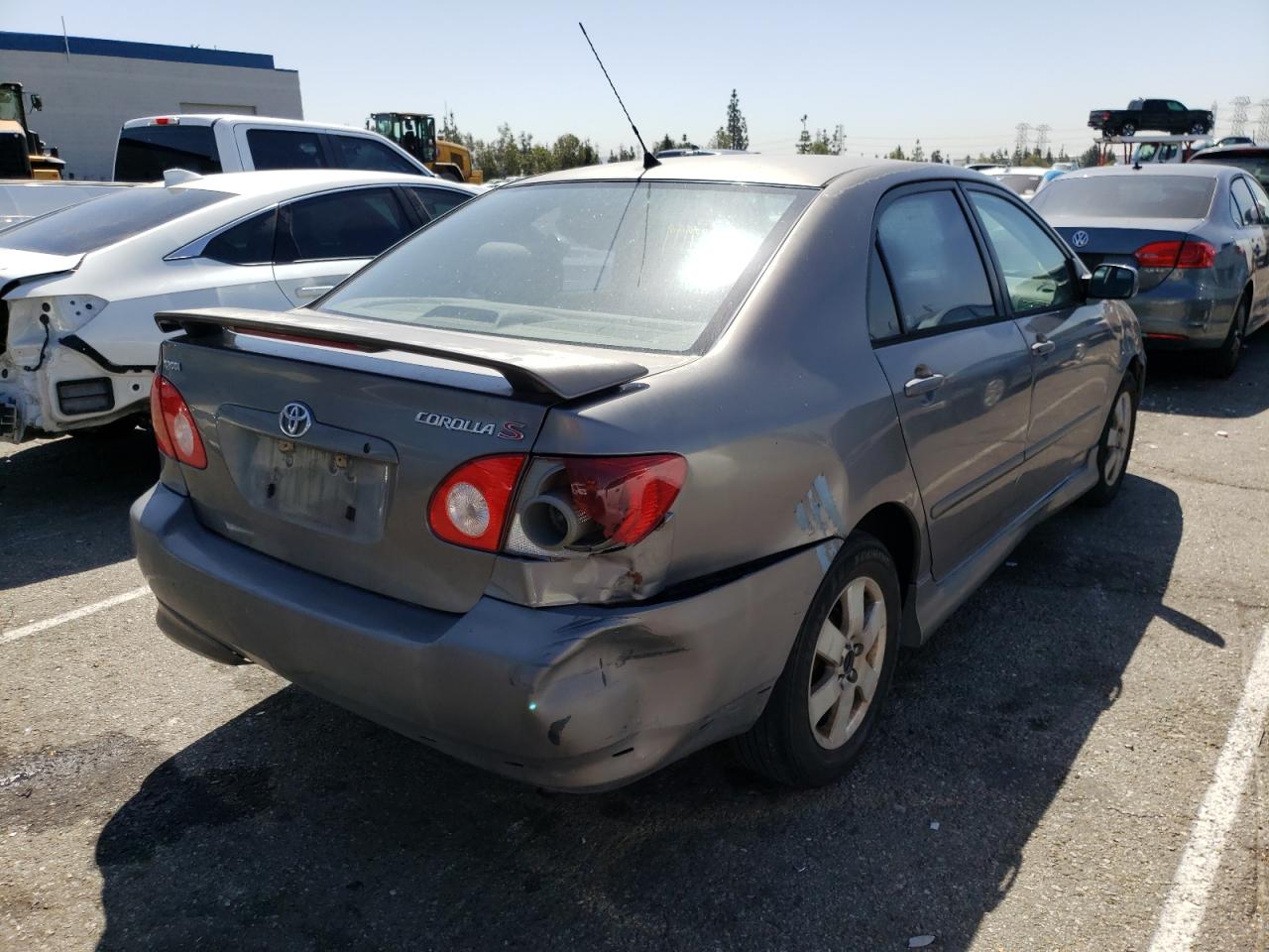Photo 4 from auction – 2003 TOYOTA COROLLA CE with VIN 1NXBR32E83Z075689