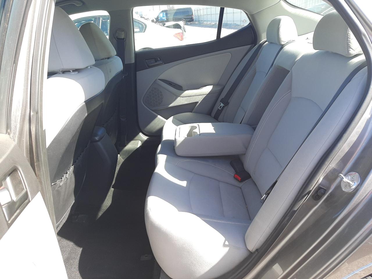 Photo 6 from auction – 2013 KIA OPTIMA LX with VIN 5XXGM4A72DG146104