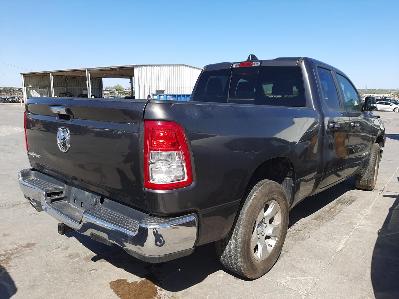 Photo 4 from auction – 2019 RAM 1500 BIG H with VIN 1C6RREBT2KN763443