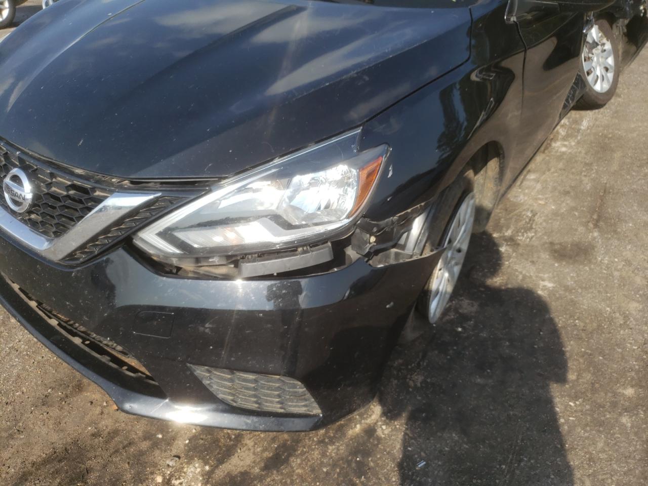 Photo 9 from auction – 2017 NISSAN SENTRA S with VIN 3N1AB7AP4HY347208