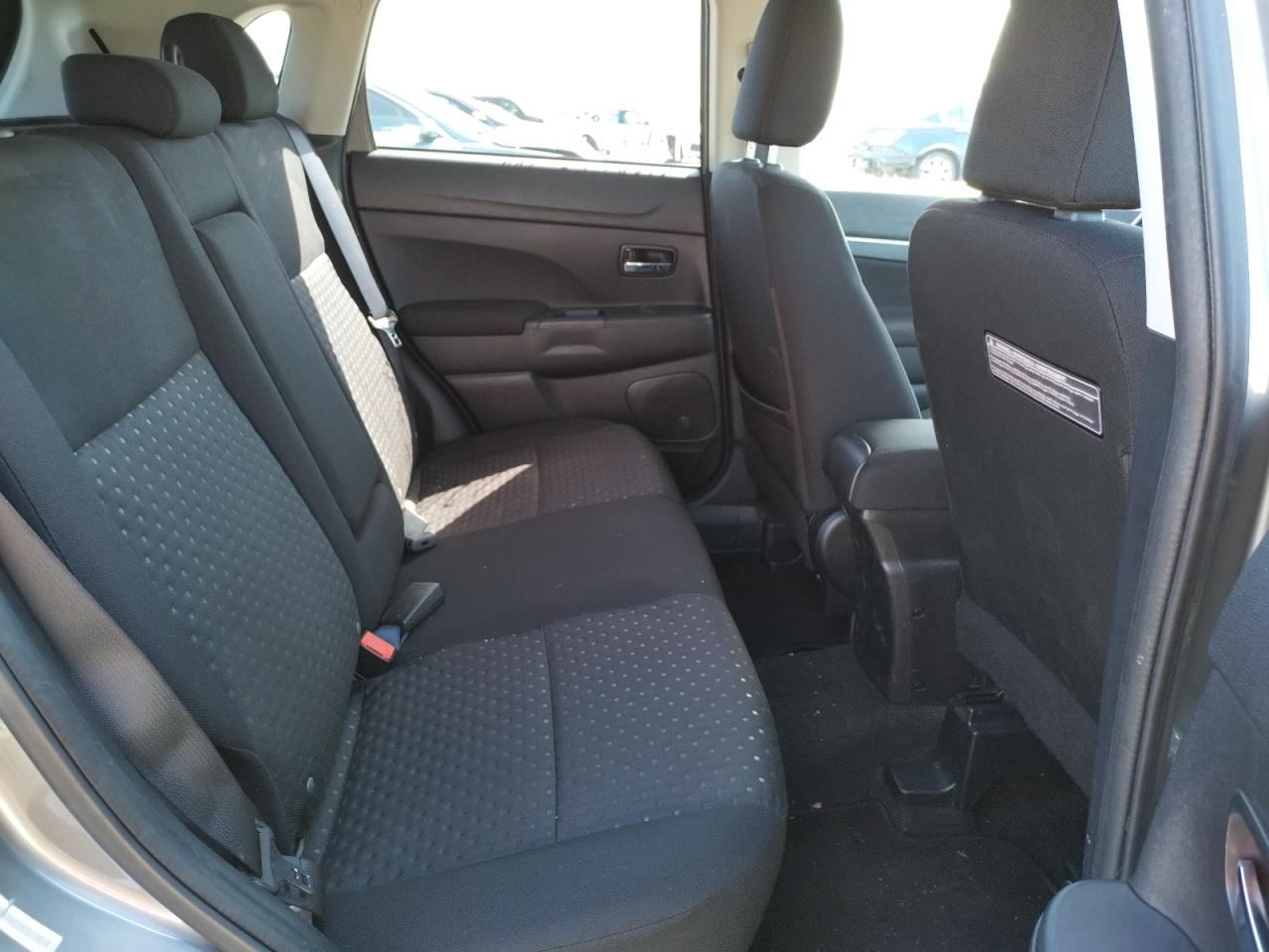 Foto 6 de la subasta – 2011 MITSUBISHI OUTLANDER con VIN JA4AR4AU2BZ013814