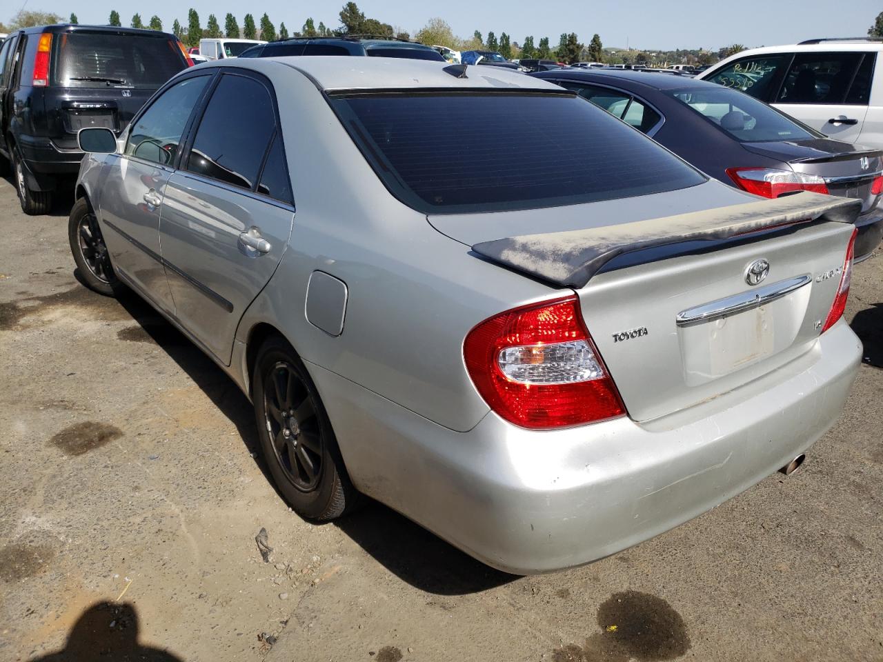 Zdjęcie 3 z aukcji – 2002 TOYOTA CAMRY z VIN 4T1BF30K72U524604