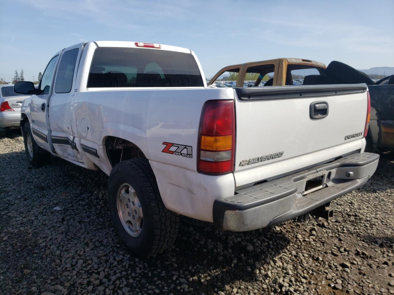 Photo 3 from auction – 2001 CHEVROLET SILVERADO with VIN 1GCEK19T21E119286