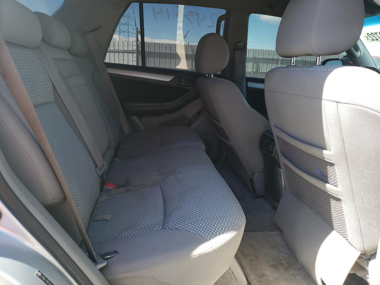 Photo 6 from auction – 2007 TOYOTA 4RUNNER SR with VIN JTEBU14R078082539