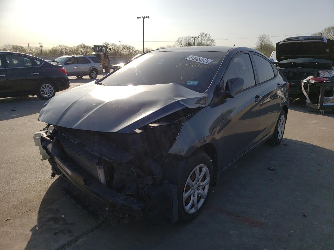 Photo 2 from auction – 2012 HYUNDAI ACCENT GLS with VIN KMHCT4AE8CU228746