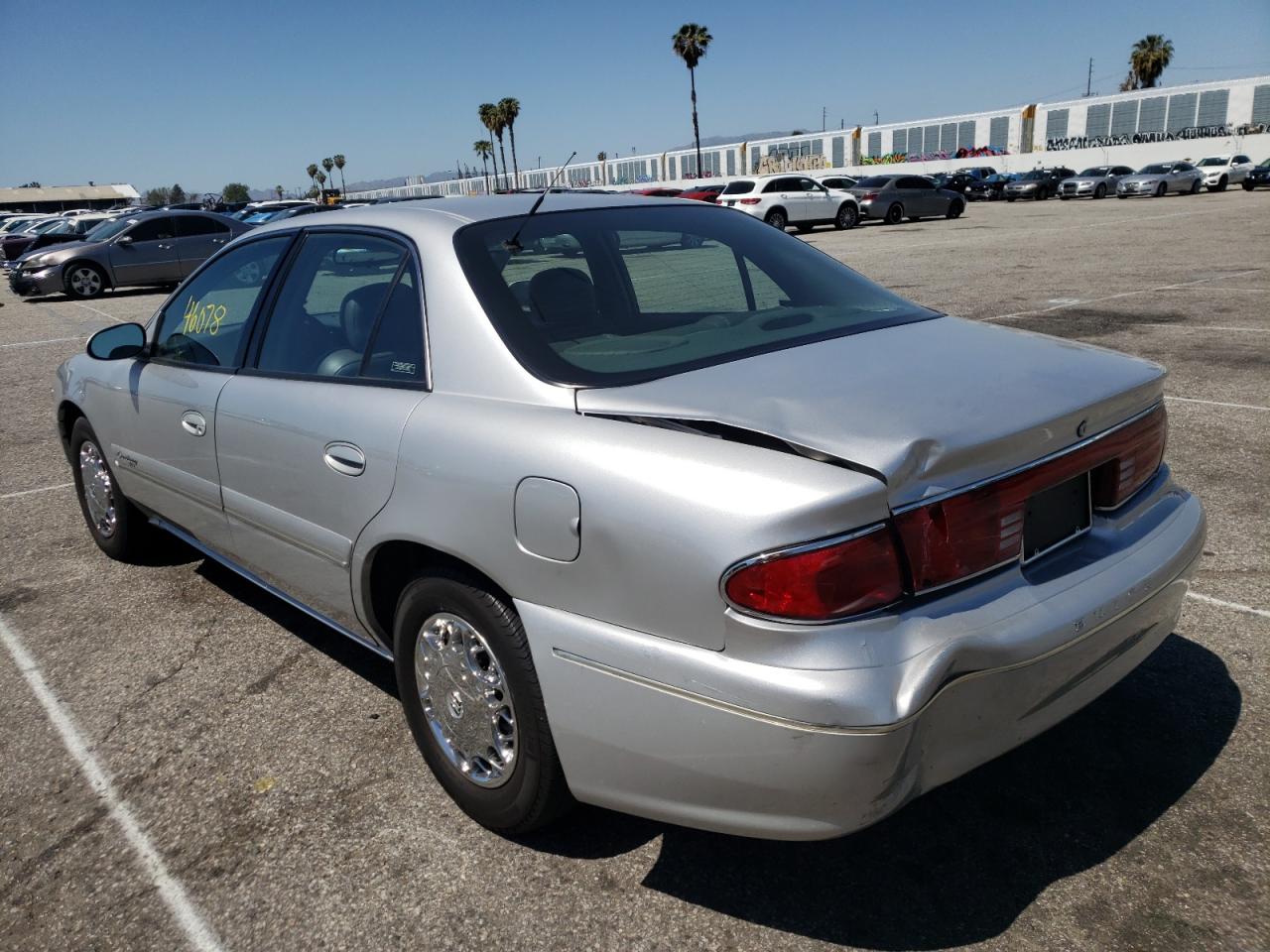 Photo 3 from auction – 2001 BUICK CENTURY LI with VIN 2G4WY55J311109877