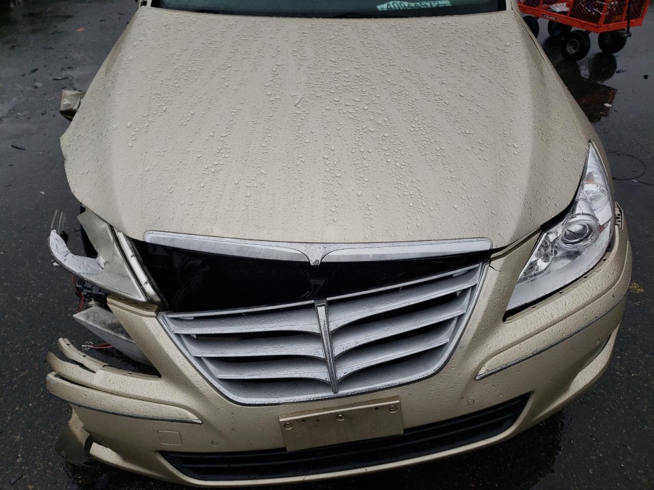 Photo 7 from auction – 2009 HYUNDAI GENESIS 3. with VIN KMHGC46E29U025192
