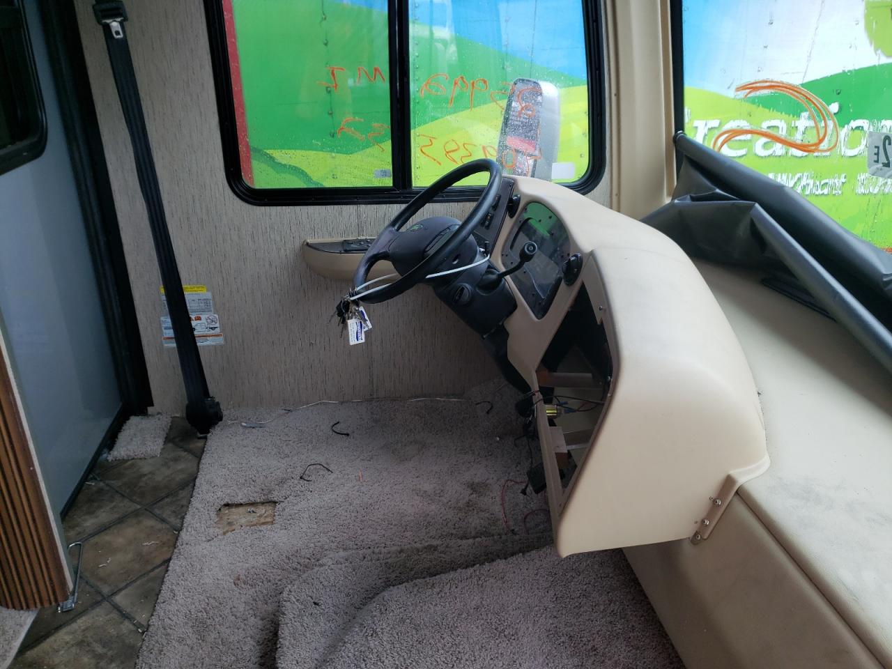 Photo 5 from auction – 2015 OTHER NEWMAR BAY with VIN 1F66F5DY4F0A05820