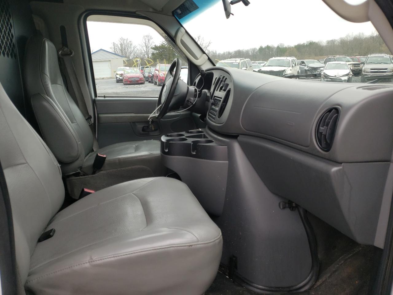 Photo 5 from auction – 2008 FORD ECONOLINE with VIN 1FTNE24W28DA45236