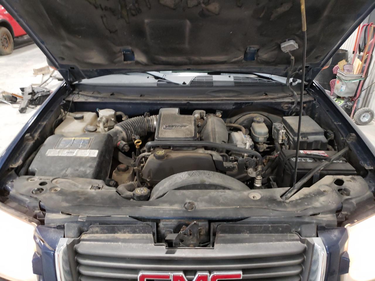 Photo 7 from auction – 2002 GMC ENVOY with VIN 1GKDT13SX22190221