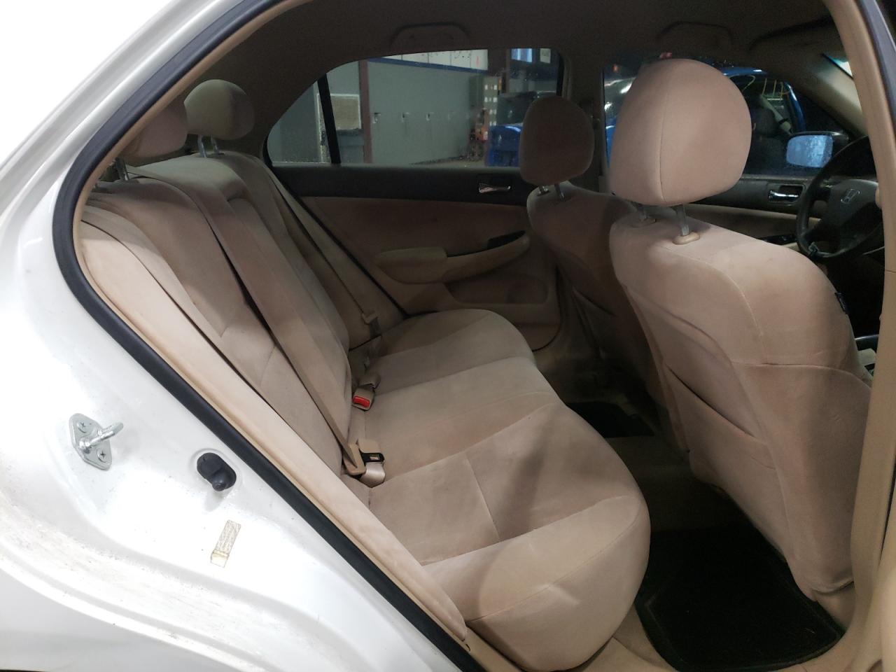 Photo 6 from auction – 2007 HONDA ACCORD SE with VIN JHMCM56387C012307