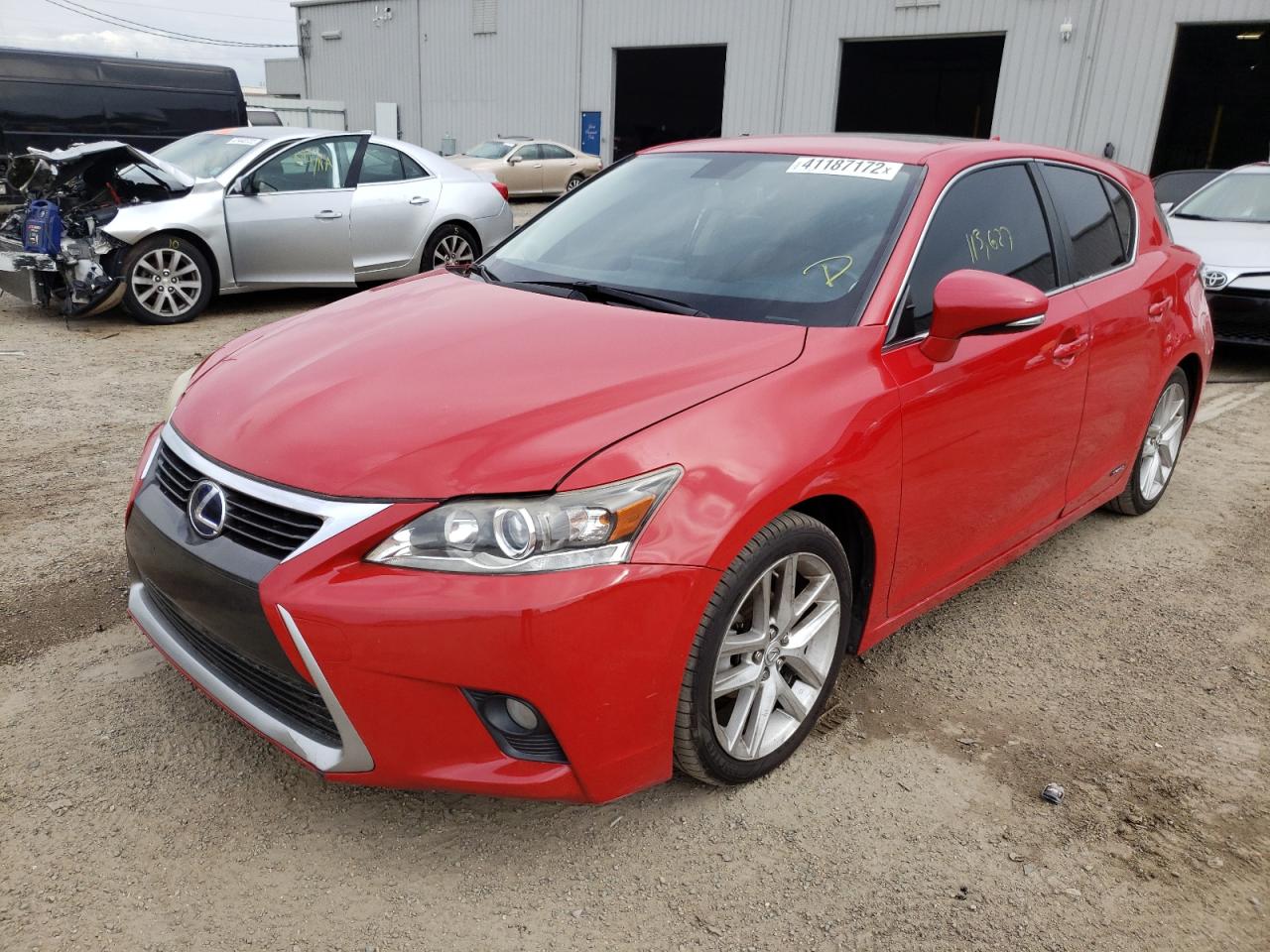 Photo 2 from auction – 2014 LEXUS CT 200 with VIN JTHKD5BH2E2206914