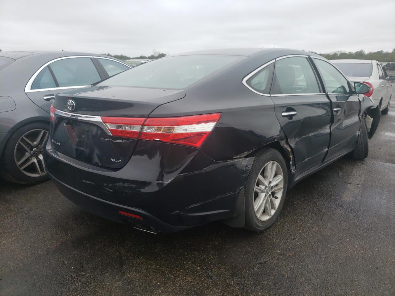 Photo 4 from auction – 2013 TOYOTA AVALON BAS with VIN 4T1BK1EB6DU046915