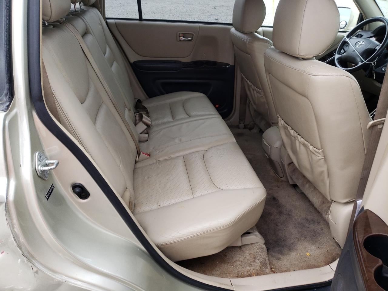 Photo 6 from auction – 2003 TOYOTA HIGHLANDER with VIN JTEGF21A830104994